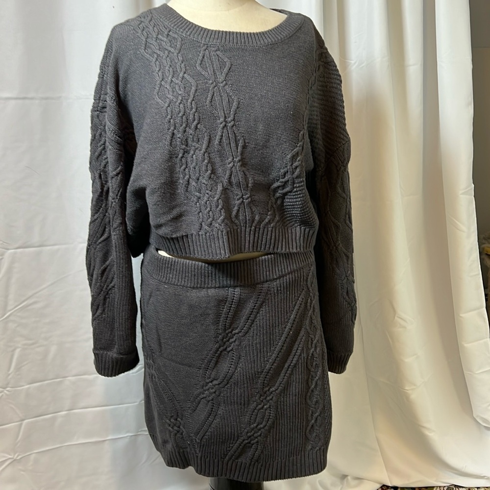 Maeve Knit Sweater and Skirt Size Large